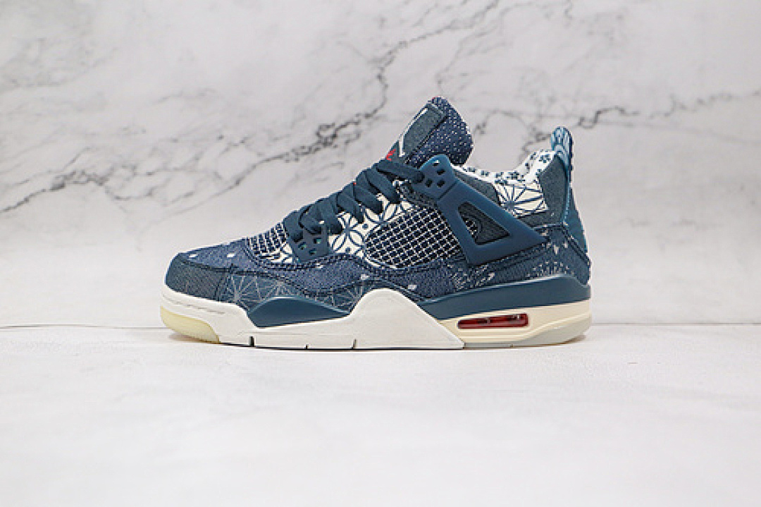 Jordan [CW0898-400]-[AIR JORDAN 4 RETRO SASHIKO DEEP OCEAN/SAIL/CEMENT GREY/FIRE RED]-[UNISEX:36-46], photo 1