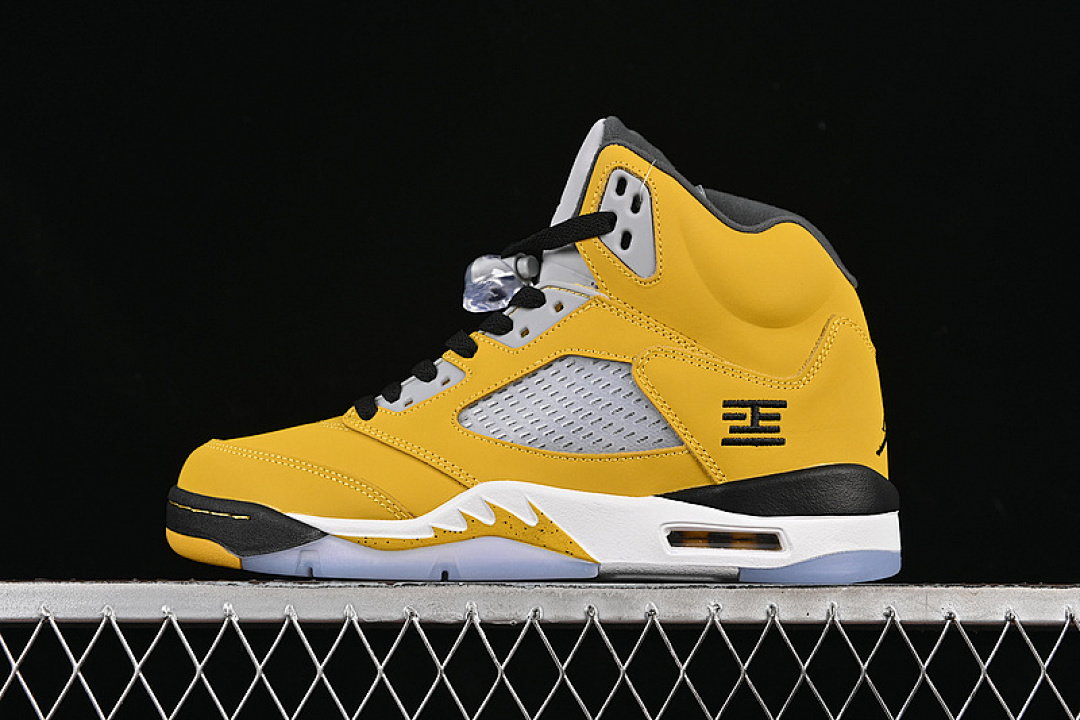 Jordan [IO3372-700]-[AIR JORDAN 5 RETRO TOKYO YELLOW/BLACK/GREY]-[MAN:40-48.5], photo 1