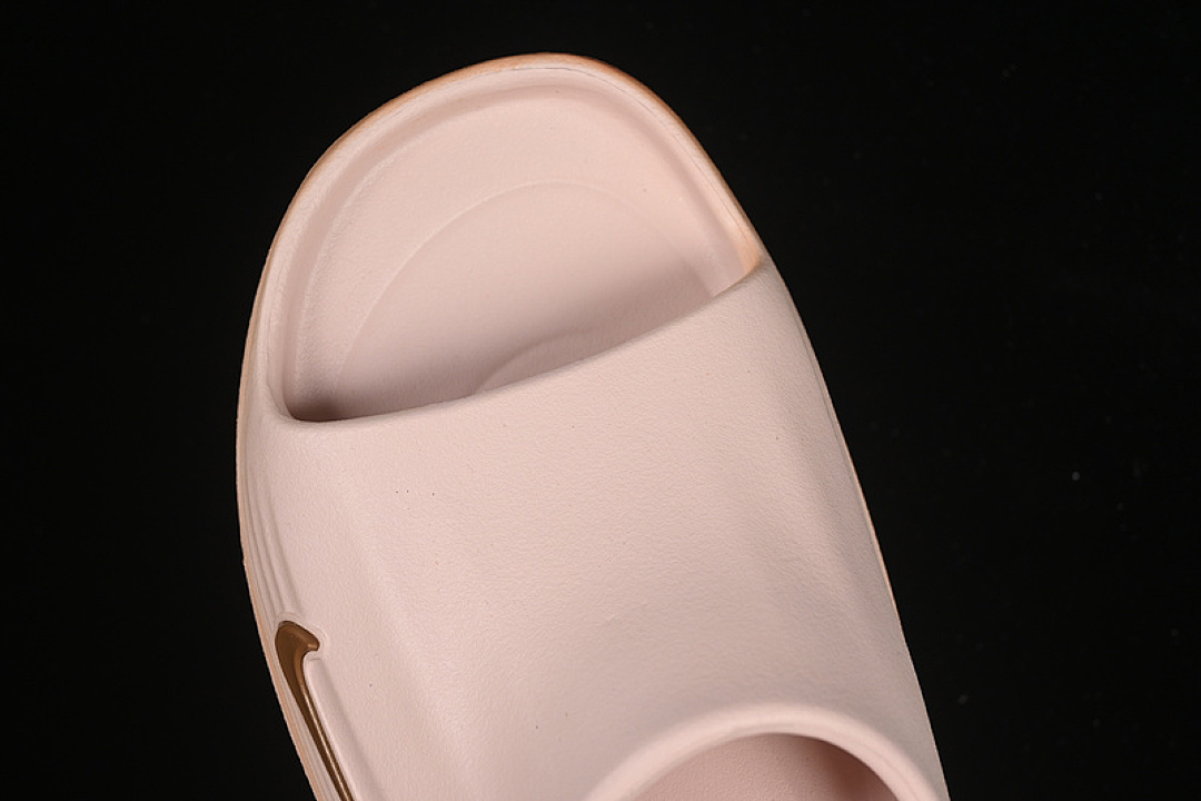 Nike [HV4484-800]-[REACTX REJUVEN8 SLIDE GUAVA ICE/APRICOT AGATE/APRICOT AGATE]-[UNISEX:36-45] - Image 4