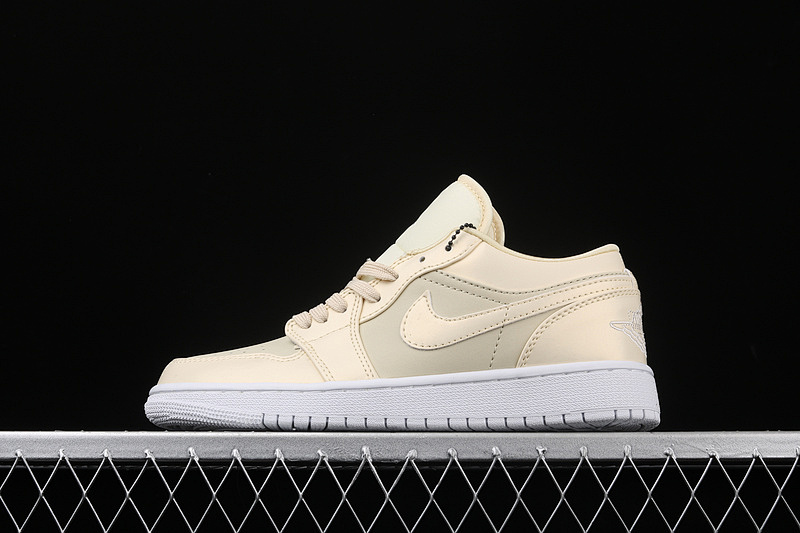 Jordan AIR Jordan 1 LOW FOSSIL MUSHROOM WHITE/BEIGE · CQ9446-200, photo 1