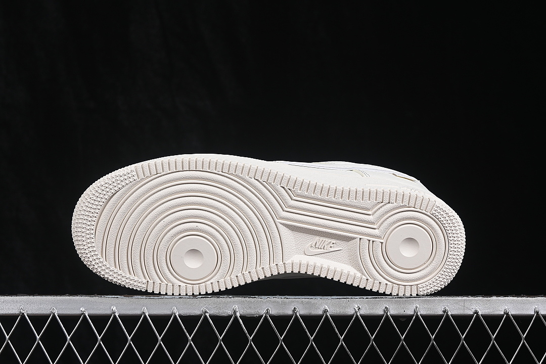 Nike [DN9688-120]-[AIR FORCE 1 07 LOW CASUAL SNEAKERS WHITE/WHITE/WHITE]-[WOMAN:36-39]-[MAN:40-45] - Image 15
