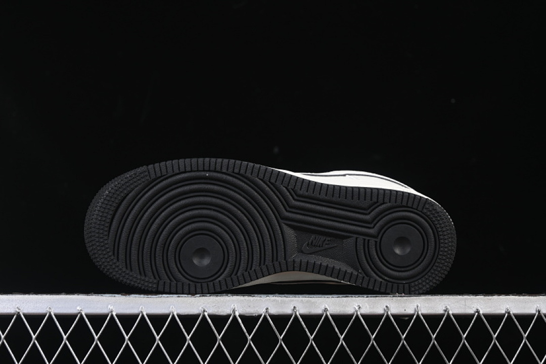 Nike [CS5288-046]-[AIR FORCE 1 07 LOW CASUAL SNEAKERS BLACK/WHITE]-[WOMAN:36-39]-[MAN:40] - Image 14