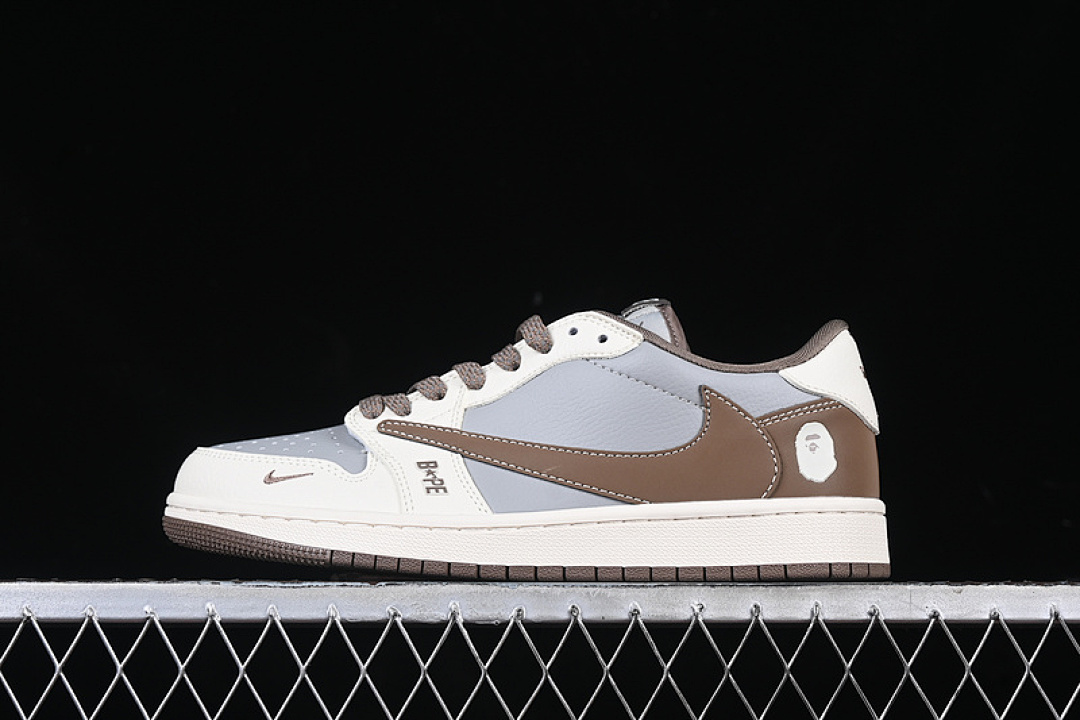 Jordan [BB6511-627]-[TRAVIS SCOTT X FRAGMENT DESIGN AIR JORDAN 1 LOW OG SP WHITE/GREY/BROWN]-[36-45], photo 1