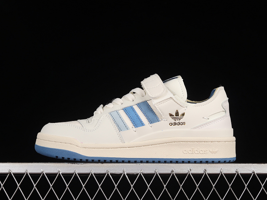 FORUM 84 LOW SHOES CLOUD WHITE/ALTERED BLUE/PULSE BLUE · GW4333, photo 1