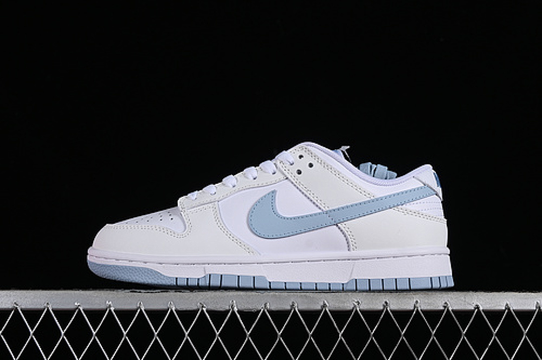Nike SB DUNK LOW WHITE/SUMMIT WHITE/LIGHT ARMORY BLUE · DV0831-109, photo 1