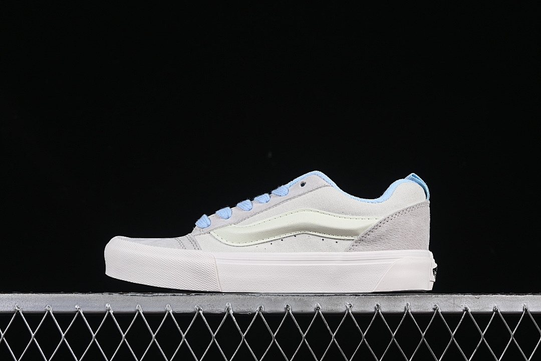 LOW TOP CASUAL BREAD SHOES LIGHT GRAY/WHITE/BLUE · VN000D6CZ5D, photo 1