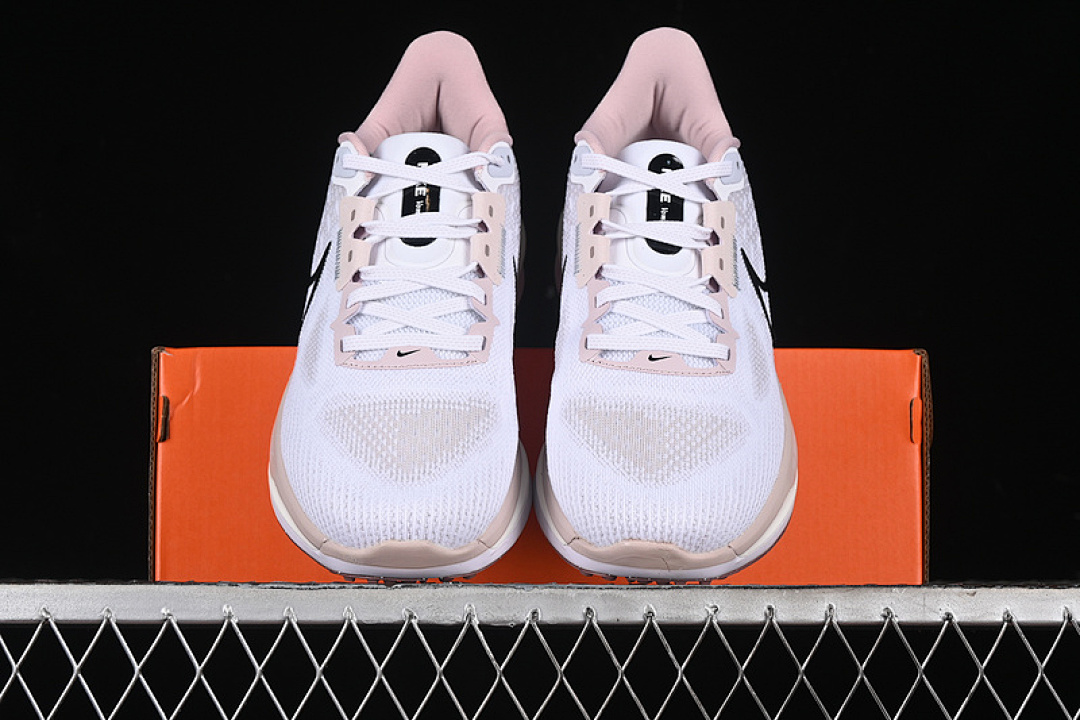 Nike [FB8502-010]-[AIR ZOOM VOMERO 17 PLATINUM VIOLET/WHITE/SMOKEY MAUVE/BLACK]-[WOMAN:36-39] - Image 13