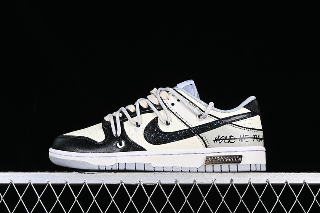 Unbranded [DJ6188-003]-[DUNK LOW MIAMI HURRICANES WHITE/BLACK]-[WOMAN:35.5-39]-[MAN:40-46], photo 1