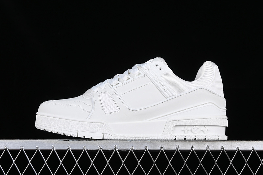 Louis Vuitton [TRAINER WHITE]-[WOMAN:35-39]-[MAN:40-45] - Image 2