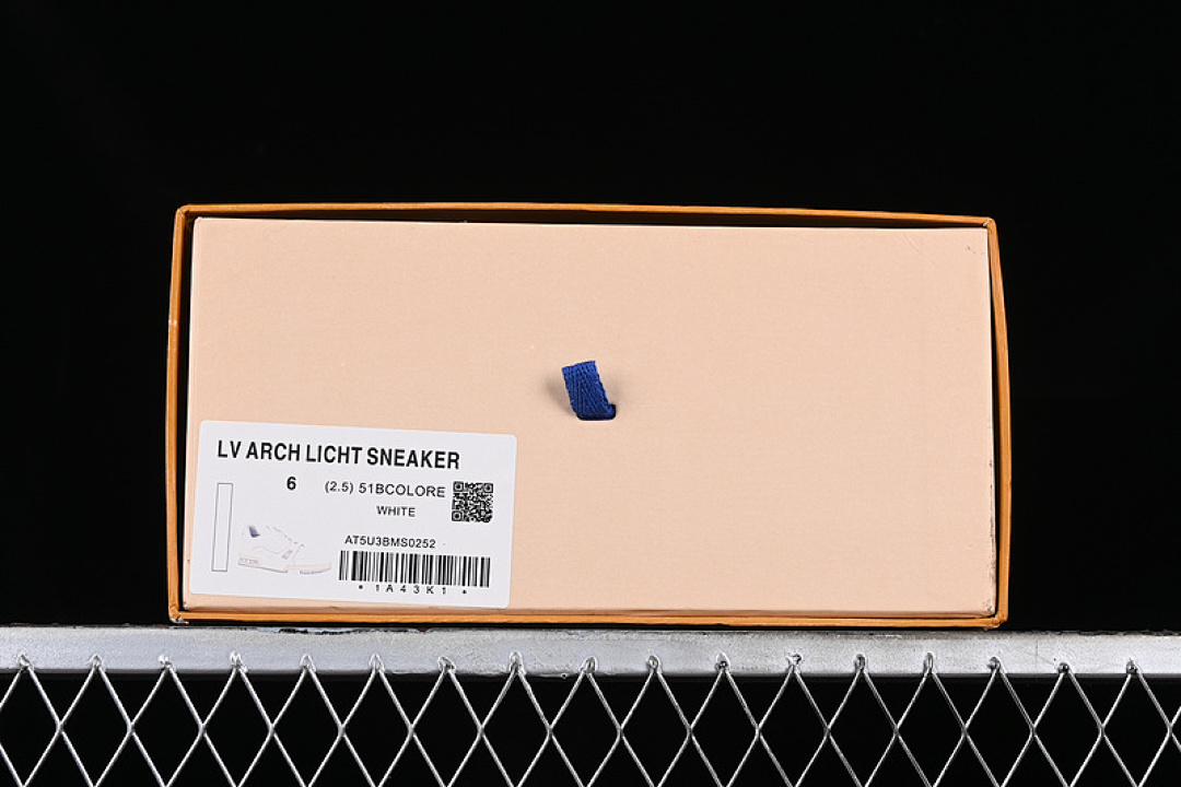 Louis Vuitton [TRAINER WHITE/GREY]-[WOMAN:35-39]-[MAN:40-45] - Image 13