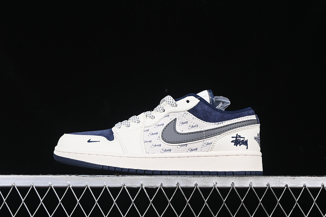 Jordan [XS6086-001]-[AIR JORDAN 1 LOW WHITE/GREY/BLUE]-[WOMAN:36-39]-[MAN:40-45], photo 1