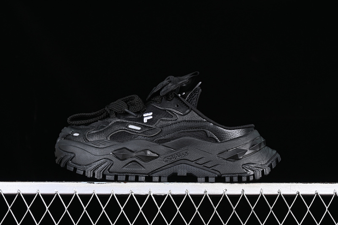 Fila [T12W331302FBK]-[FILA FUSION THICK SOLED HARD CANDY SLIP ON BLACK]-[WOMAN:35.5-40], photo 1