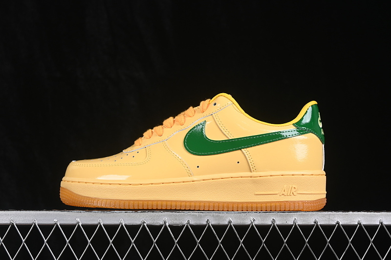 Nike Nike AIR FORCE 1 LOW PINE GREEN/LASER ORANGE/MIDAS GOLD · IO4489-700, photo 1