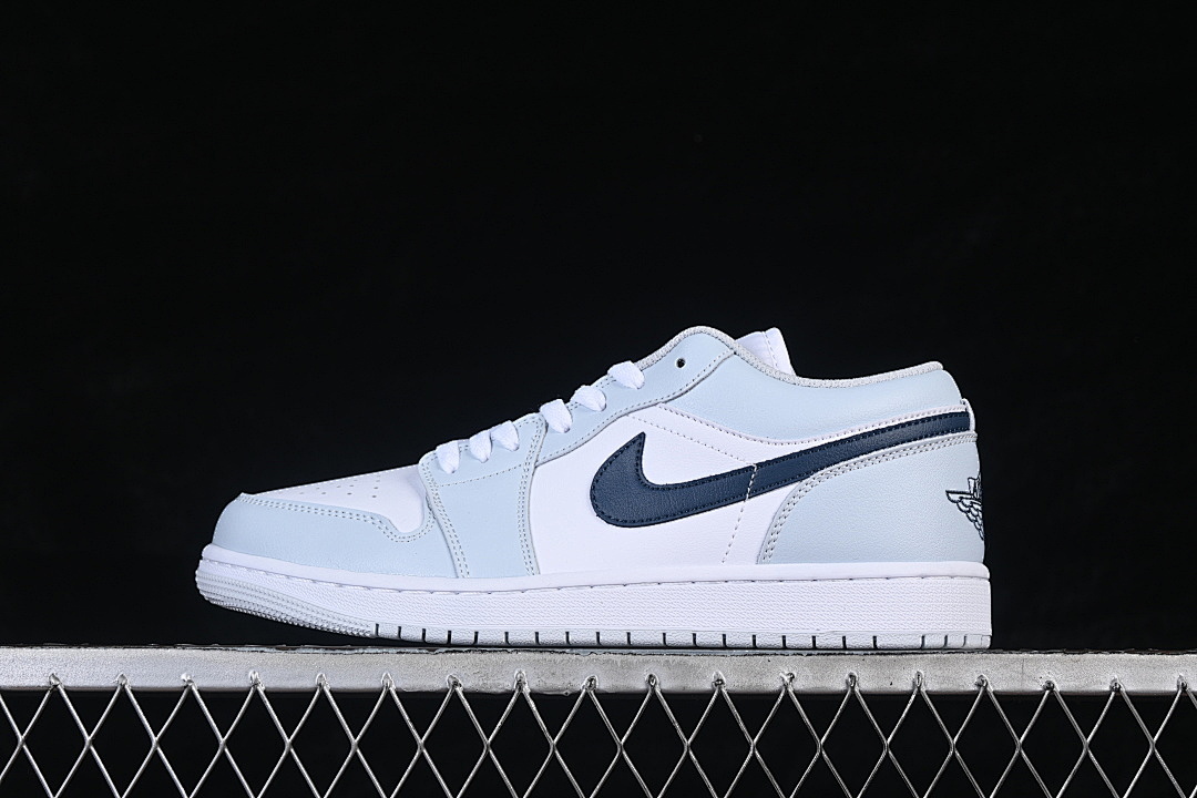 Jordan [553558-400]-[AIR JORDAN 1 LOW RETRO BASKETBALL SHOES WHITE/BLUE]-[WOMAN:36-39]-[MAN:40-46], photo 1