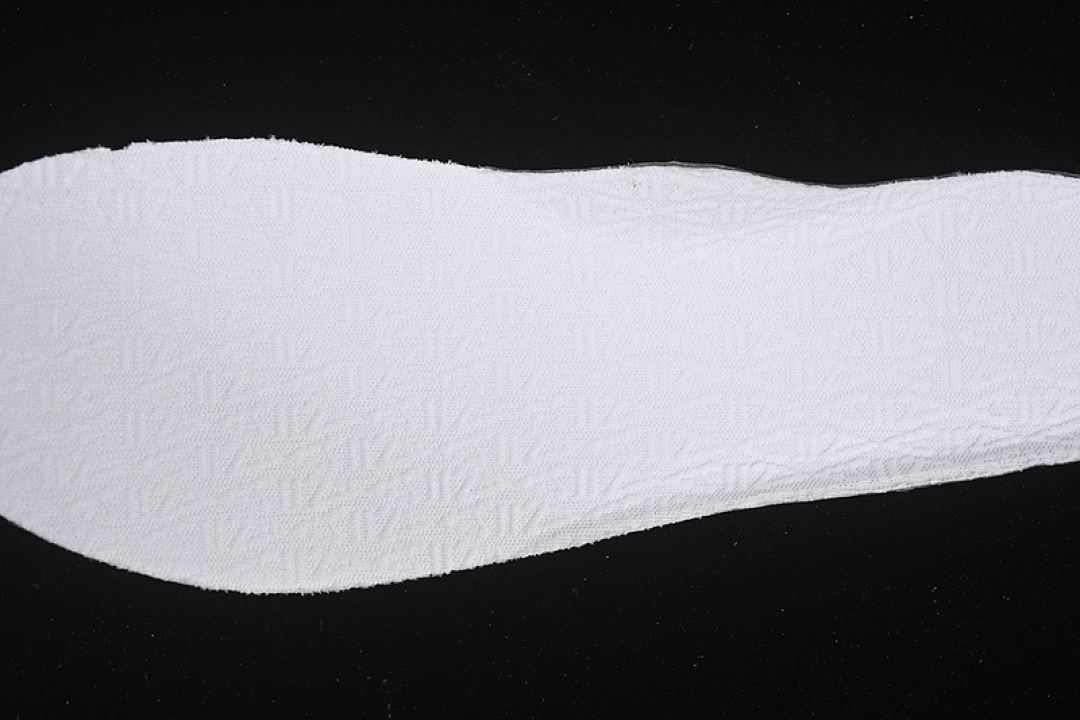 Nike [HF4084-100]-[A MA MANIÉRE AIR FORCE 1 07 LOW WHITE/WHITE/WHITE]-[WOMAN:36-39]-[MAN:40-45] - Image 4