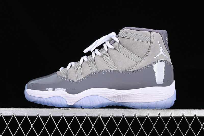Jordan AIR Jordan 11 RETRO 2021 MEDIUM GREY/WHITE/COOL GREY · CT8012-005, photo 1
