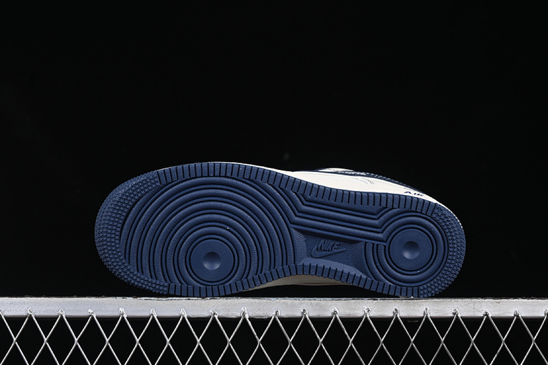 Nike [XS1958-524]-[AIR FORCE 1 07 LOW SUPREME WHITE/BLUE/GREY]-[WOMAN:36-39]-[MAN:40-45] - Image 15