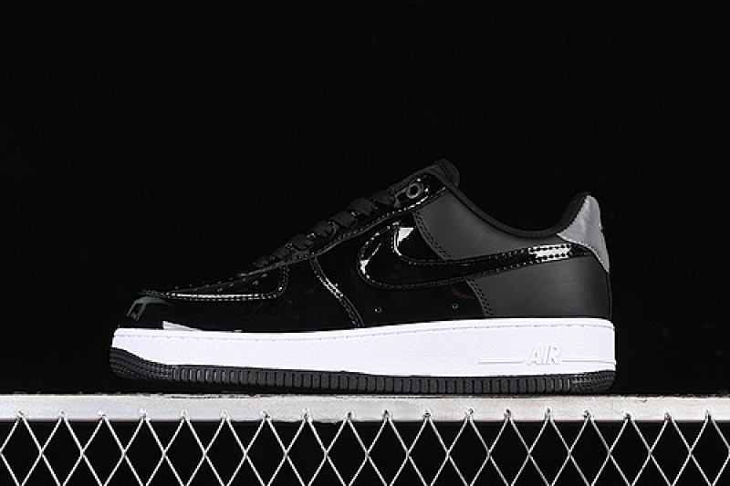 Nike Nike AIR FORCE 1 07 LOW BLACK/REFLECT SILVER-BLACK · AH6827-001, photo 1