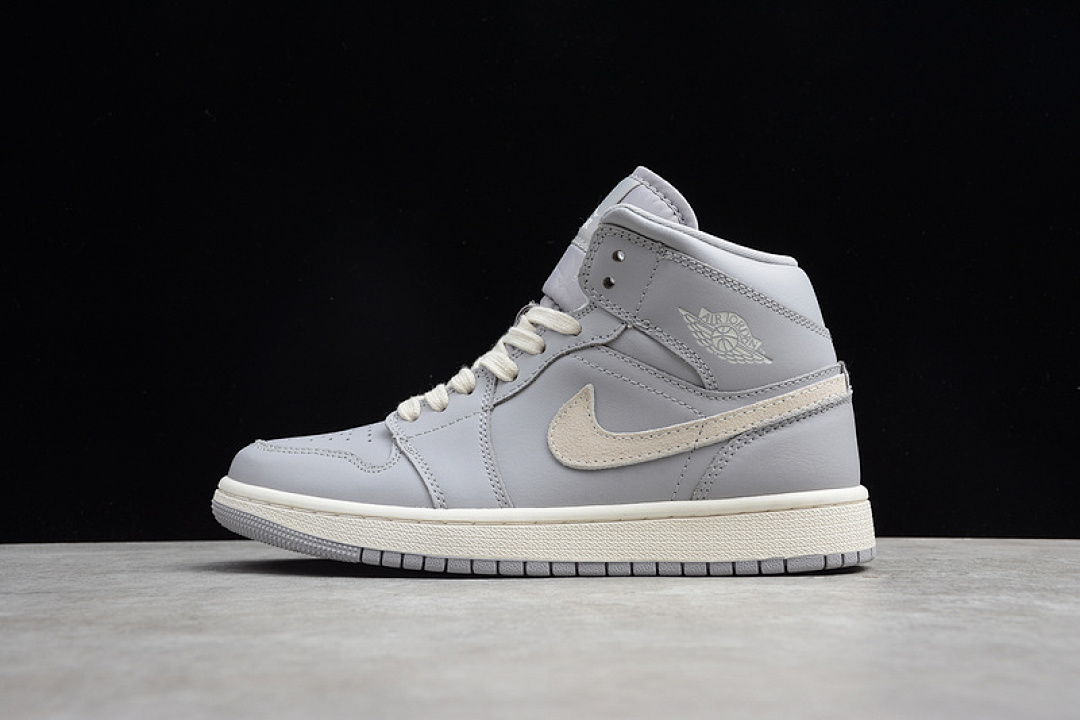 Jordan AIR Jordan 1 MID ATMOSPHERE GREY/PALE IVORY · CD7240-002, photo 1