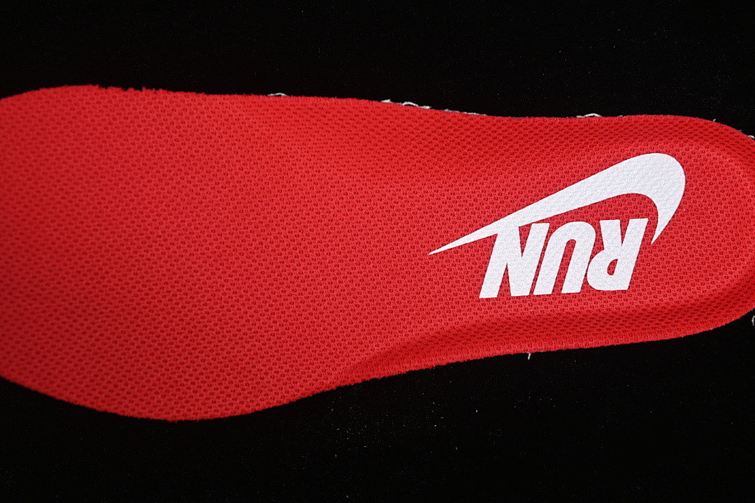 Nike [IM6776-666]-[AIR ZOOM VOMERO PLUS RED/WHITE/RED]-[WOMAN:35.5-39]-[MAN:40-46] - Image 4