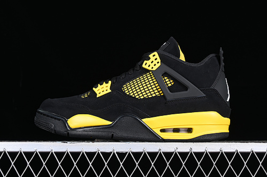 Jordan [DH6927-017]-[AIR JORDAN 4 RETRO THUNDER 2023 BLACK/TOUR YELLOW]-[MAN:41-46], photo 1