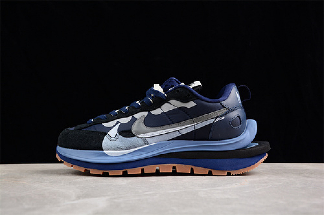 Sacai Sacai X VAPORWAFFLE NYLON BLACK WHITE/GREY/BLUE · DD1875-700, photo 1