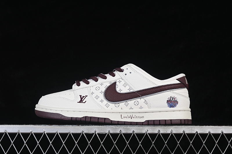 Nike SB DUNK LOW LOW-TOP CASUAL SNEAKERS WHITE/WINE RED · YF9511-917, photo 1