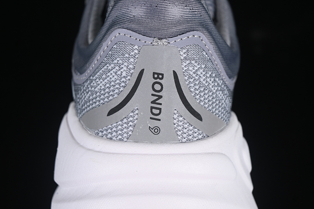 On Running [1162011 WNCL]-[HOKA ONE BONDI 9 WHITE/BLACK/GREY]-[WOMAN:36-39]-[MAN:40-45] - Image 7