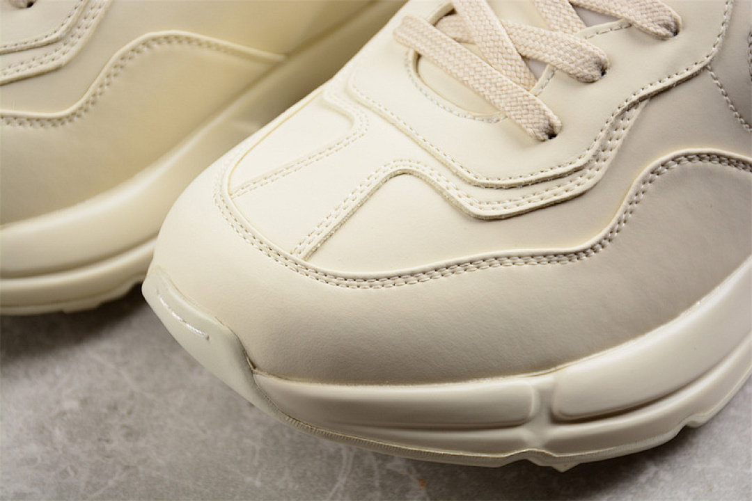 On Running [GU*CCI PINK/BROWN]-[WOMAN:36-40] - Image 9