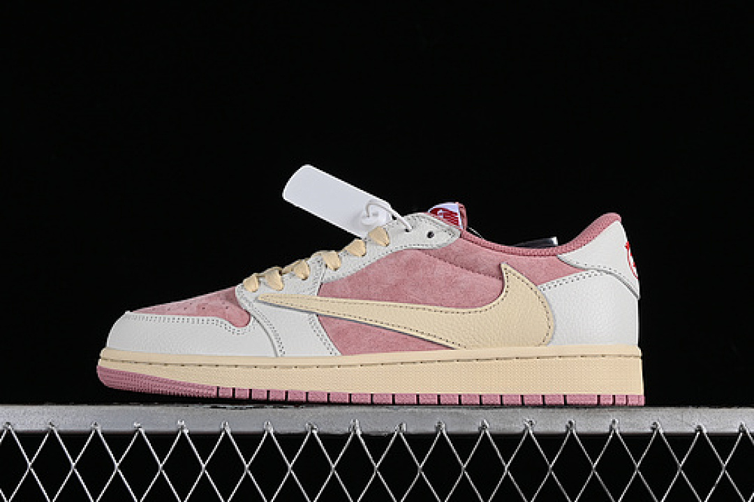 Jordan [DM7866-600]-[TRAVIS SCOTT X AIR JORDAN 1 LOW OG WHITE/PINK/YELLOW]-[WOMAN:36-39]-[MAN:40-44], photo 1