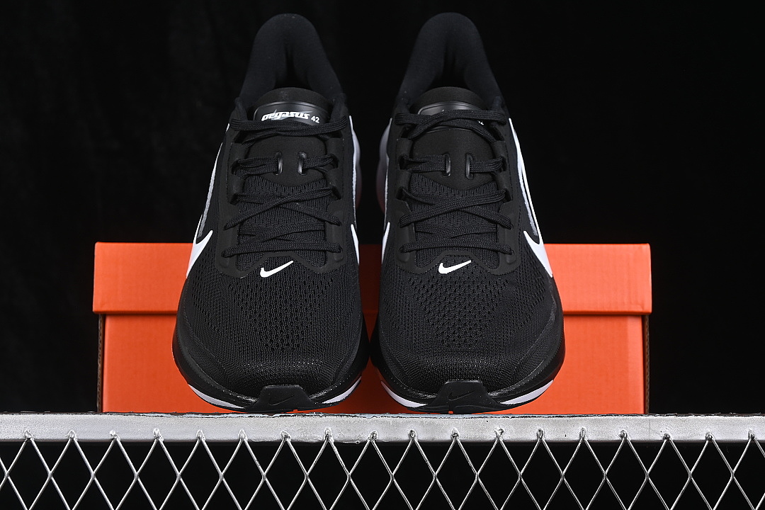 Nike [IB1873-001]-[AIR ZOOM PEGASUS 42 BLACK/PHOTON DUST/WHITE]-[WOMAN:36-39]-[MAN:40-46] - Image 13