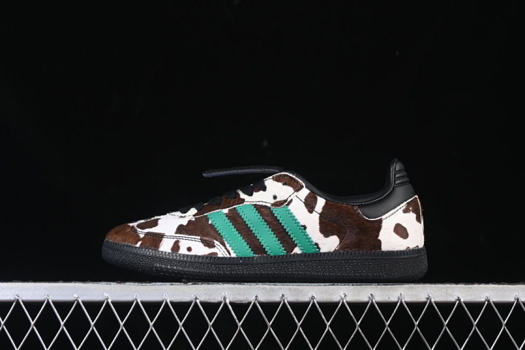 Adidas [JS3930]-[SAMBA LT COW PRINT BLACK/WHITE/COLLEGIATE GREEN]-[WOMAN:35.5-39]-[MAN:40-45] - Image 2