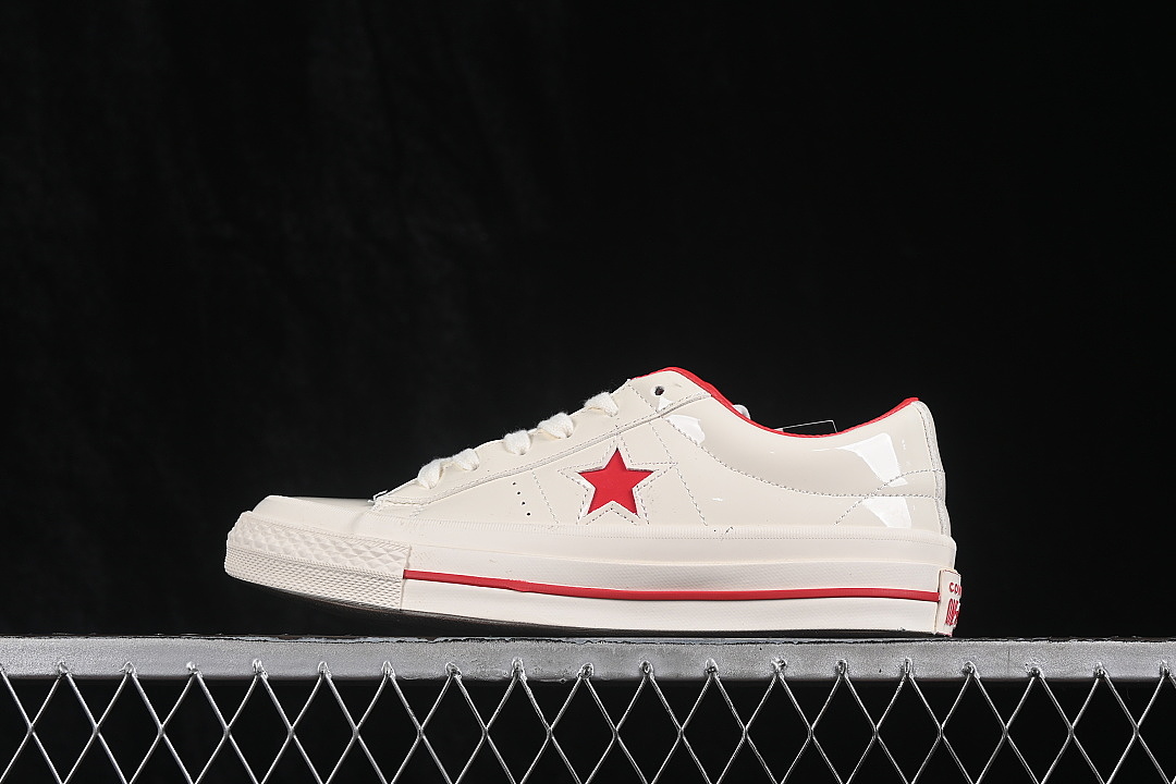 Converse [167326C]-[COMFORTABLE AND CASUAL VULCANIZED BOARD SHOES BEIGE/RED]-[WOMAN:35-39.5]-[MAN:40-44], photo 1