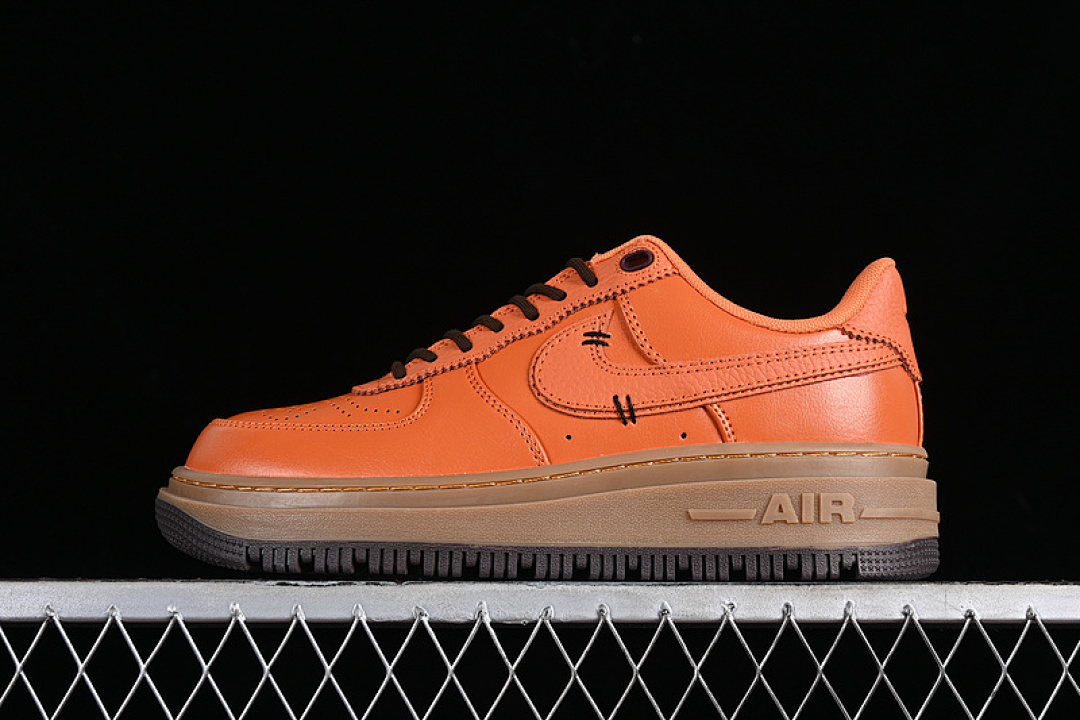 Nike [DM2451-800]-[AIR FORCE 1 07 LOW LUXE BROWN/ORANGE]-[WOMAN:36-39]-[MAN:40-45], photo 1