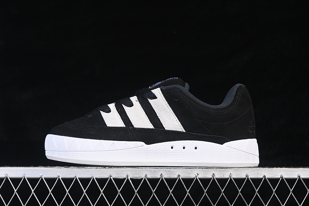 Unbranded [ID8265]-[ADIMATIC CORE BLACK/CRYSTAL WHITE/CARBON]-[WOMAN:36-39]-[MAN:40-45], photo 1
