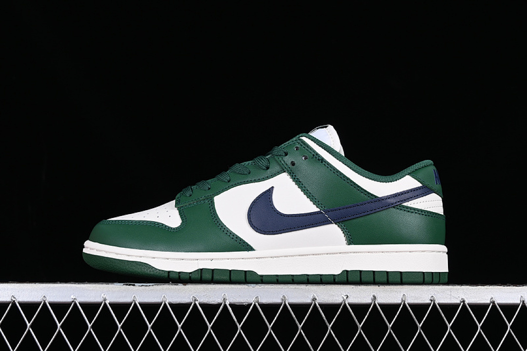 Unbranded [DD1503-300]-[DUNK LOW GORGE GREEN]-[WOMAN:36-39]-[MAN:40-46], photo 1