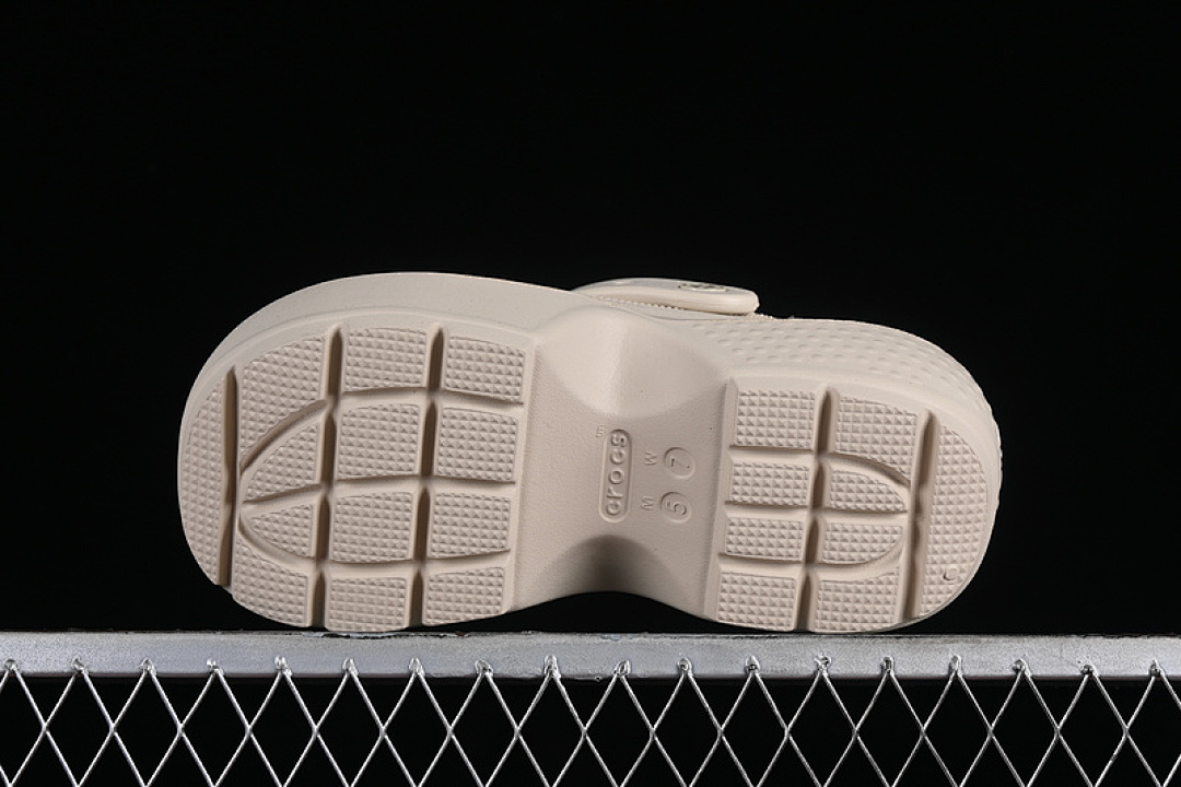 Crocs [CROCS CLASSIC CLOG GREY]-[WOMAN:34-40] - Image 11