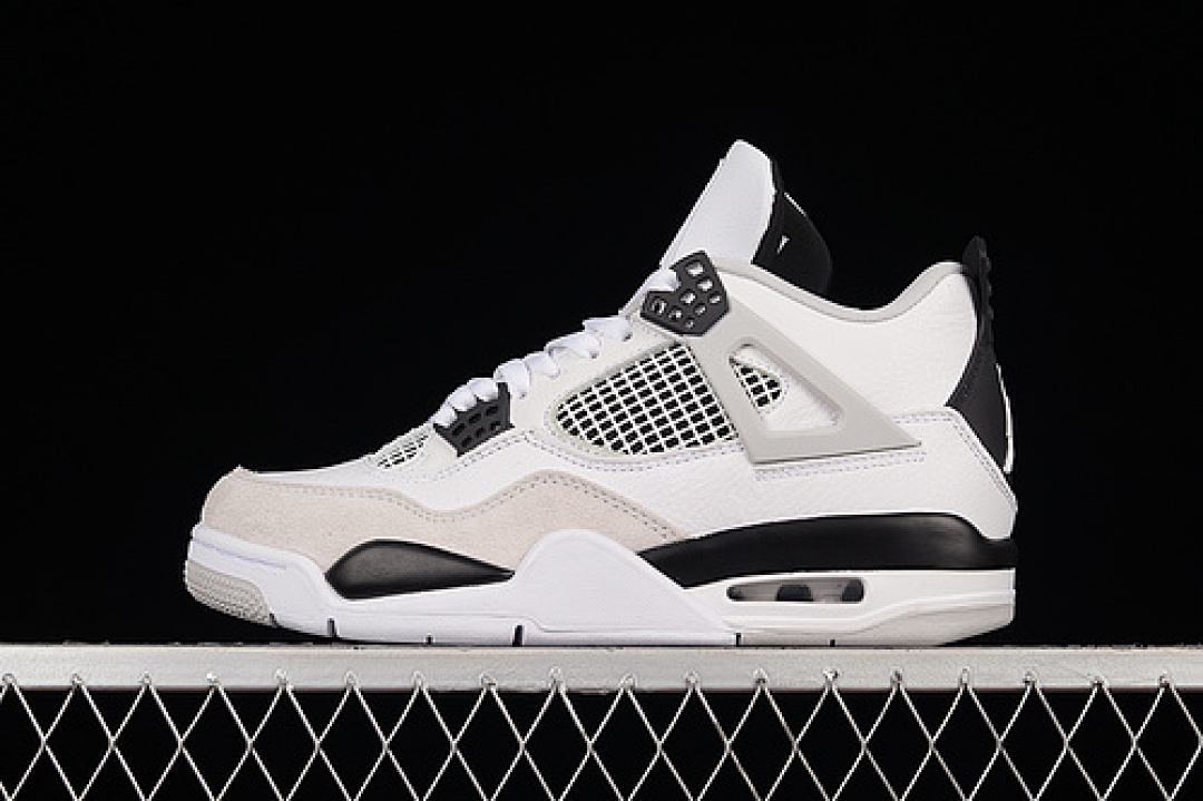Jordan [DH6927-111]-[AIR JORDAN 4 RETRO MILITARY BLACK/WHITE/GREY]-[MAN:40-47.5], photo 1