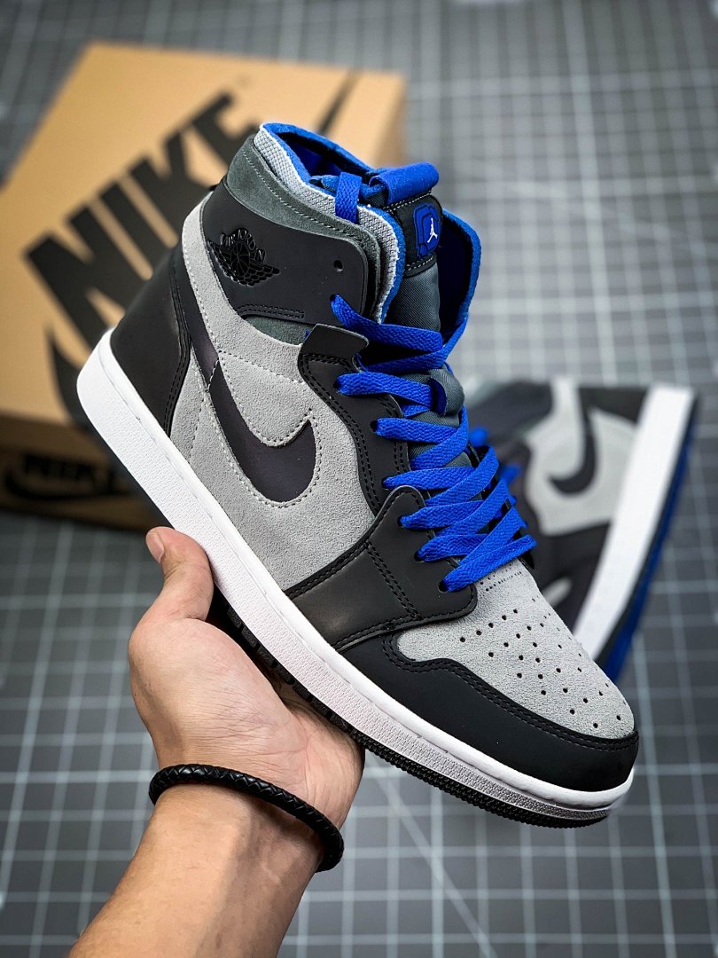 Jordan LEAGUE OF LEGENDS AIR Jordan 1 ZOOM COMFORT WORLD CHAMPIONSHIP 2020 GREY/BLACK · DD1453-001, photo 1
