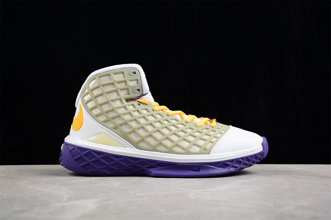 Nike [318090-072]-[ZOOM KOBE 3 LAKERS MTLLC SLVR/CNYN GLD-VRSTY PRPL]-[MAN:40-46] - Image 16