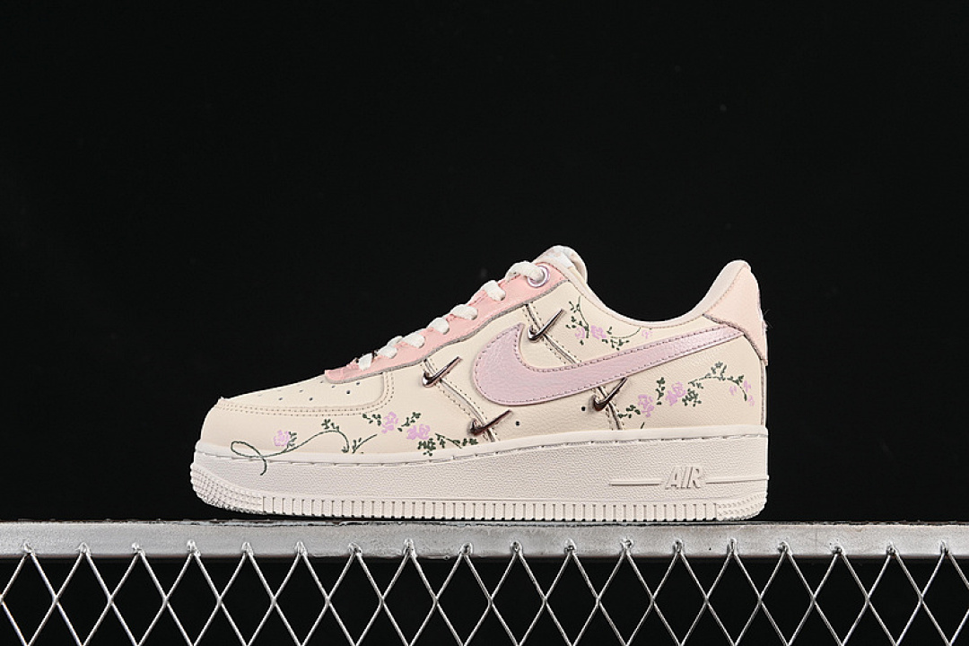 Nike [FV8110-182]-[AIR FORCE 1 07 LOW LIGHT PINK FLOWERS BEIGE/PINK]-[WOMAN:36-39]-[MAN:40-45] - Image 2