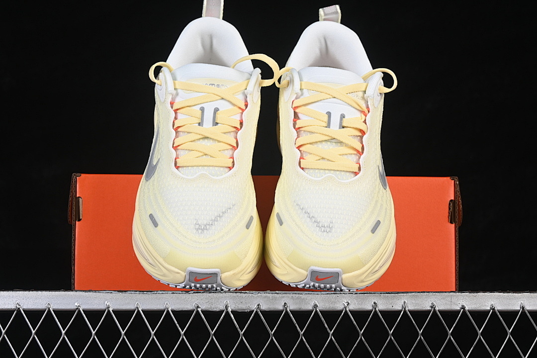 Nike [IM5020-100]-[AIR ZOOM VOMERO PLUS AIR CUSHION SHOES APRICOT/GREY]-[WOMAN:35.5-39]-[MAN:40-42] - Image 12