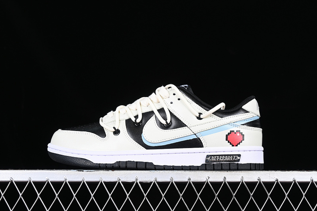 Nike DUNK LOW SB WHITE/BLACK/BLUE · CW1590-100, photo 1