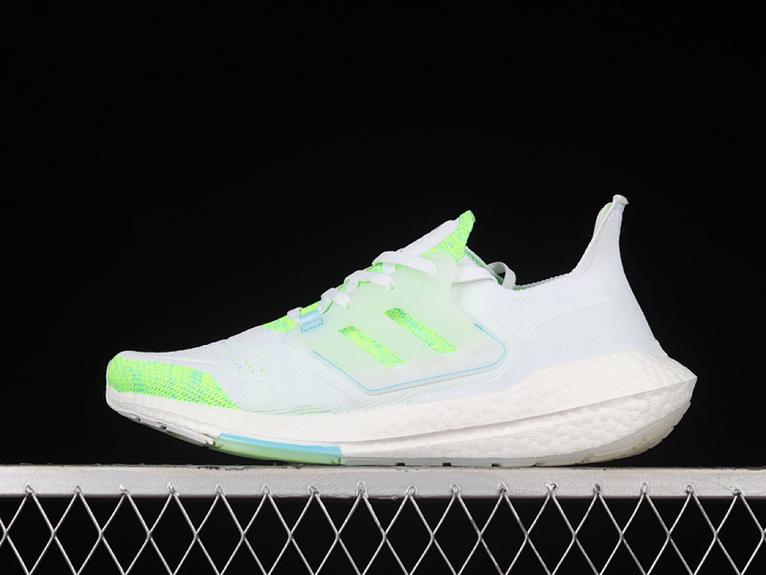 Unbranded [GX5926]-[ULTRABOOST 22 SHOES CLOUD WHITE/CLOUD WHITE/BLISS BLUE]-[WOMAN:36-40], photo 1