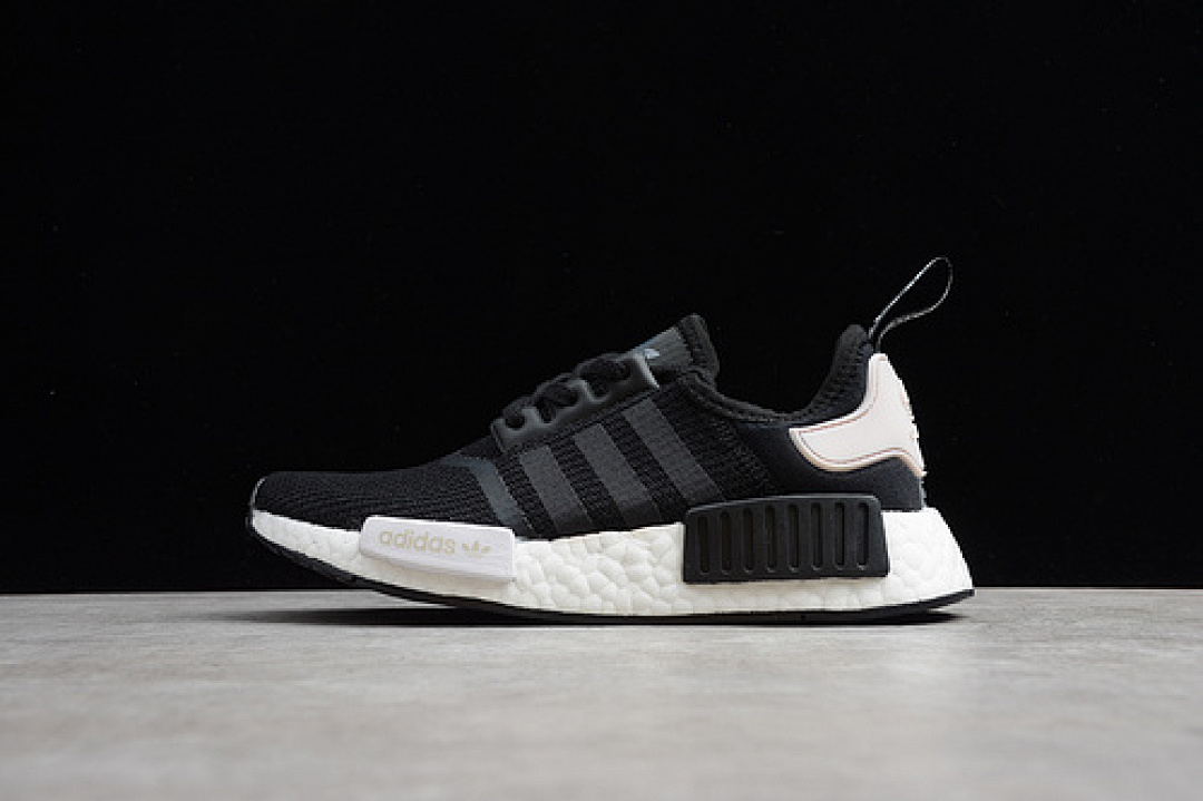 Unbranded [B37645]-[NMD_R1 SHOES CORE BLACK/CLOUD WHITE]-[WOMAN:36-39], photo 1