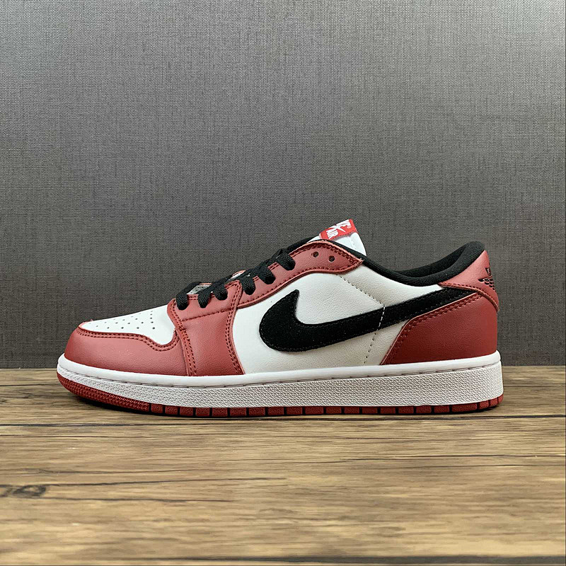 Jordan AIR Jordan 1 RETRO LOW OG CHICAGO VARSITY RED/BLACK-WHITE · 705329-600, photo 1