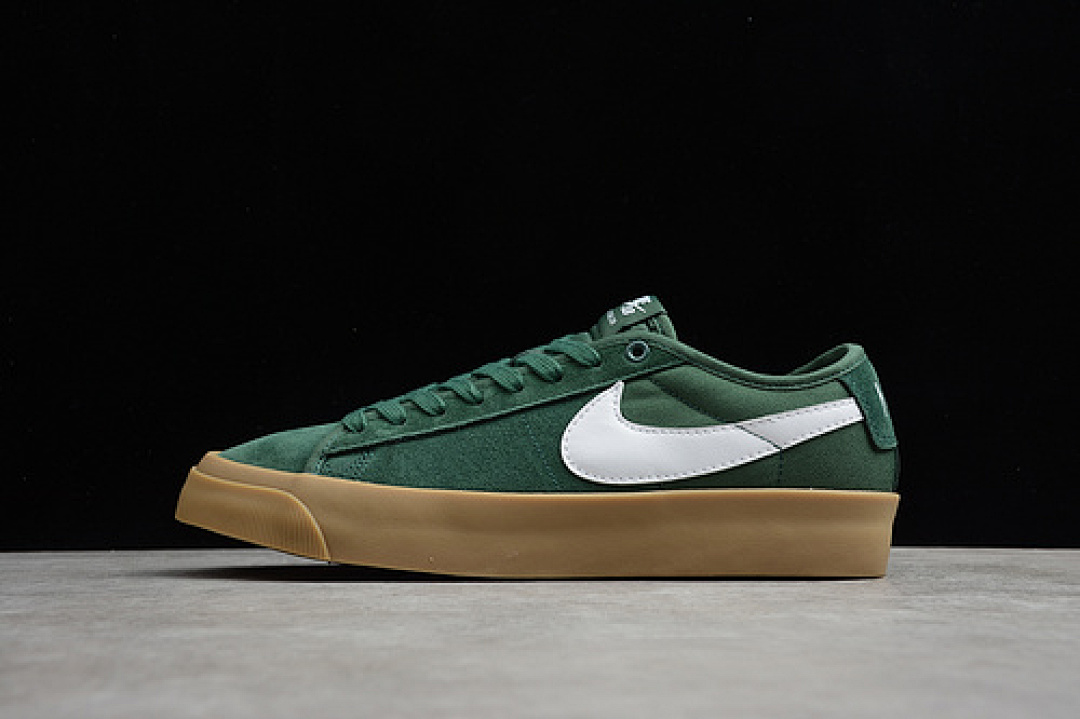 Unbranded [CD0603-300]-[SB ZOOM BLAZER LOW PRO GT GREEN/WHITE-GUM]-[WOMAN:36-39]-[MAN:40-45], photo 1