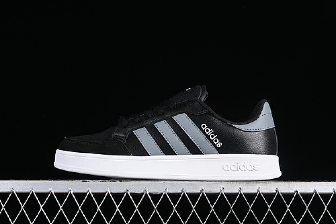 Unbranded [HO1967]-[BREAKNET PLUS LOW CLOUD WHITE/BLACK/GREY]-[WOMAN:36-39]-[MAN:40-45], photo 1