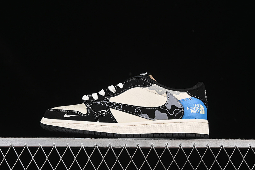 Jordan TRAVIS SCOTT X FRAGMENT DESIGN AIR Jordan 1 LOW OG SP WHITE/BLACK/GREY/BLUE · XS2024-052, photo 1