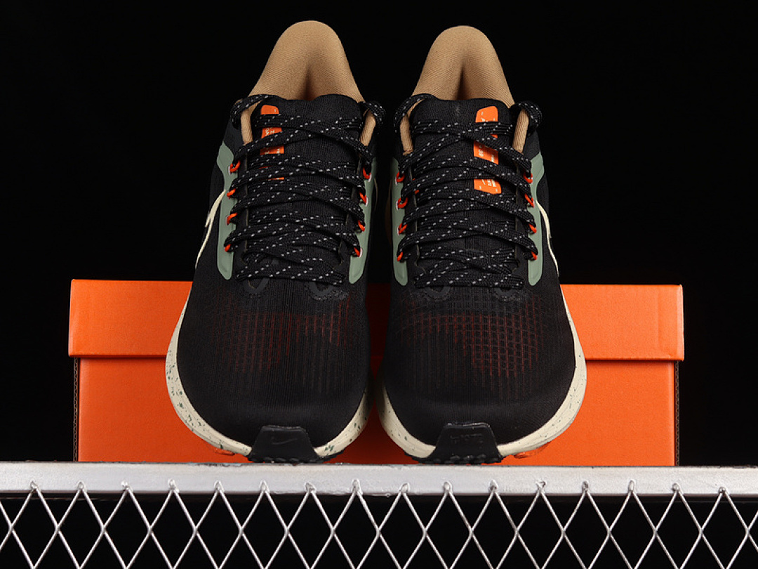 Nike [DX6039-071]-[AIR ZOOM PEGASUS 39 BLACK/COCONUT MILK/SAFETY ORANGE/ALABASTER]-[MAN:39-45] - Image 13